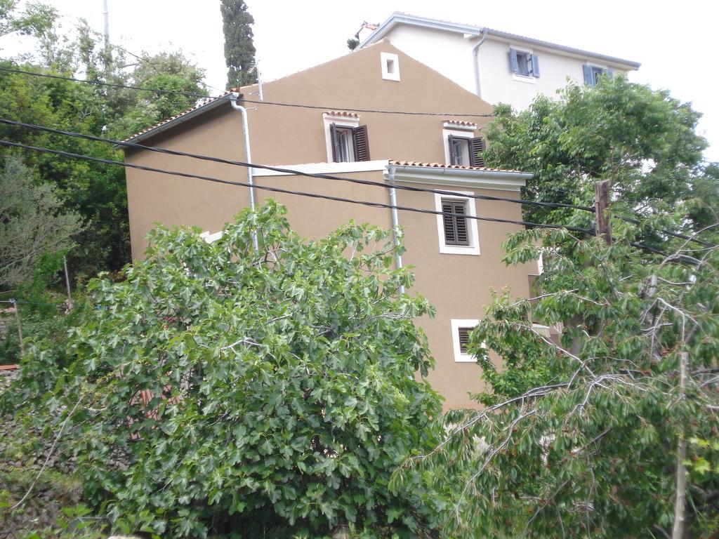 Apartment Surdic Valun Exterior foto