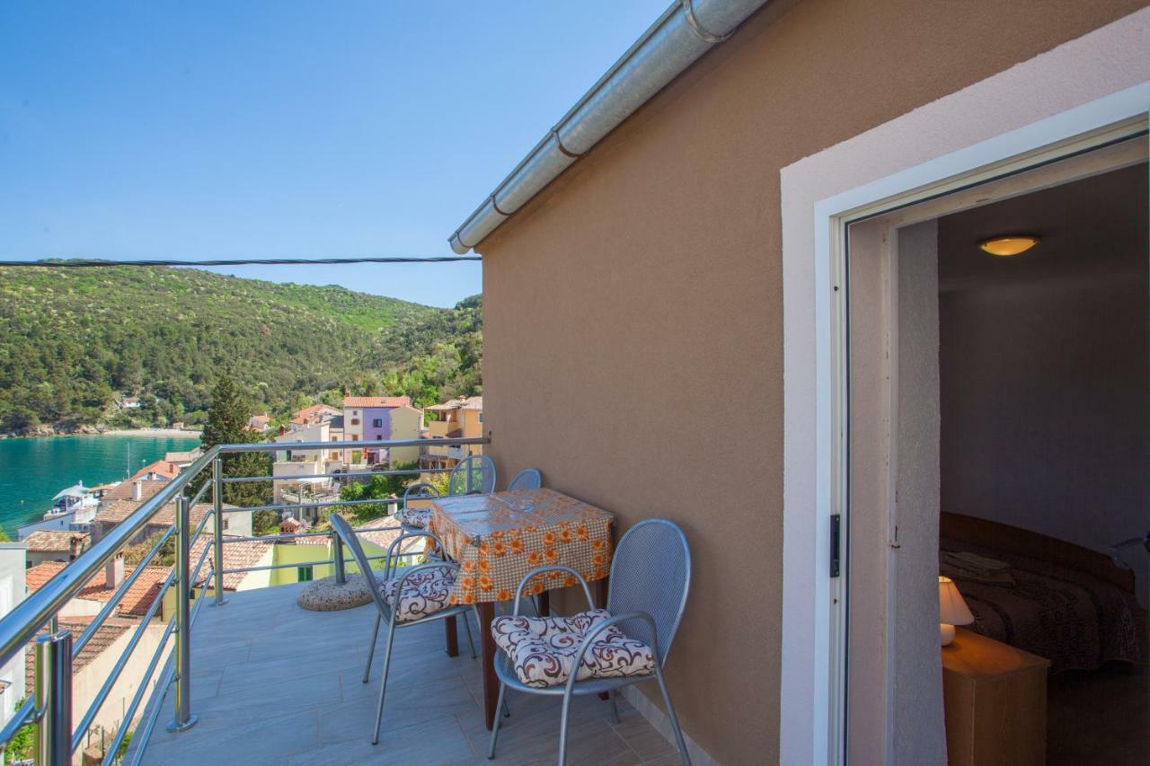 Apartment Surdic Valun Exterior foto